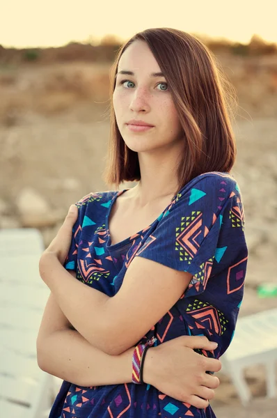 Mädchen am Strand — Stockfoto