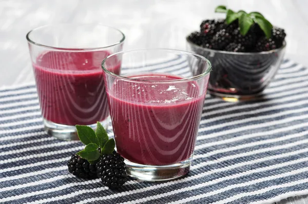 Blackberry smoothie — Stock Photo, Image
