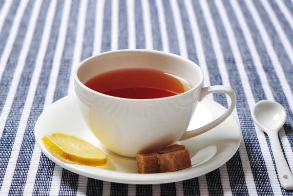 차와 레몬 컵 — 스톡 사진