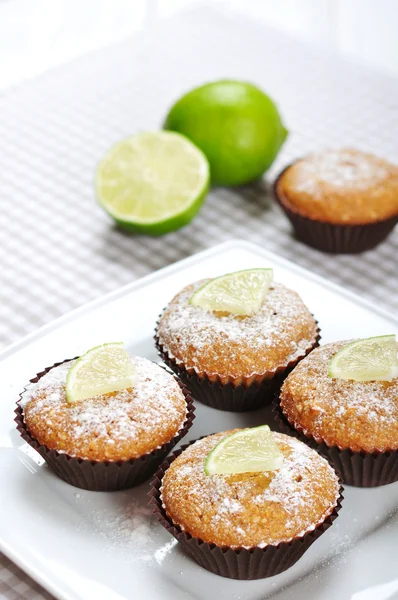Muffins with lime — Stock Photo, Image
