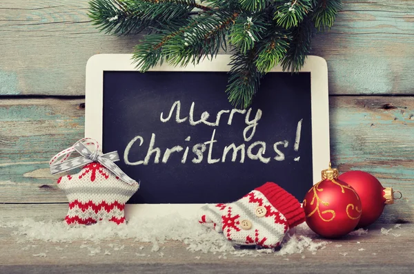 Noel dekorasyonu ile çerçeveli yazı tahtası — Stok fotoğraf