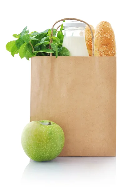 Papieren zak met voedsel — Stockfoto