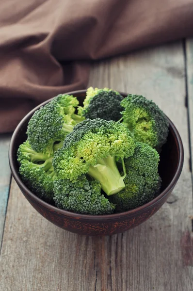 Friske grønne broccoli - Stock-foto