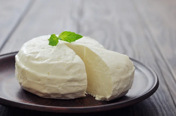 Round cheese — Stock Photo, Image