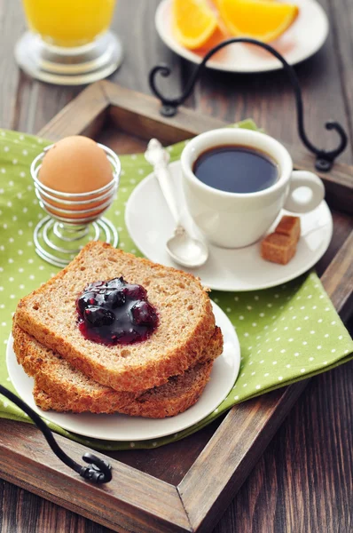 Colazione con pane tostato — Foto Stock