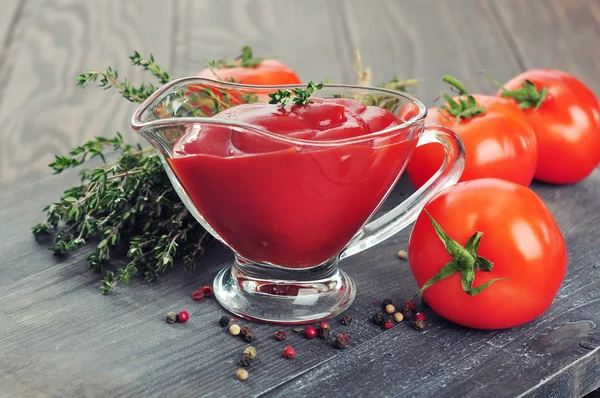 Tomato sauce — Stock Photo, Image