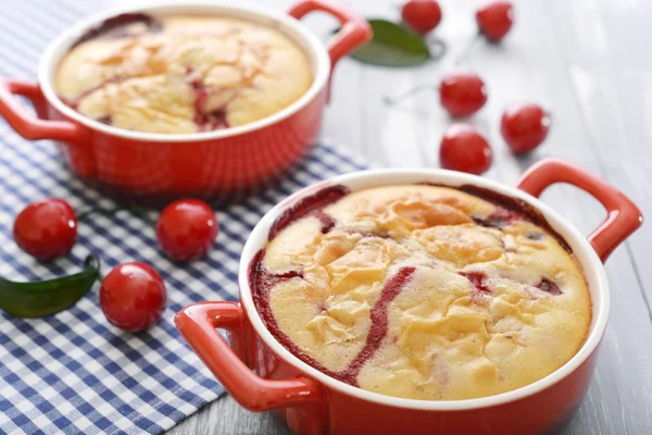 Clafoutis with cherries — Stock Photo, Image