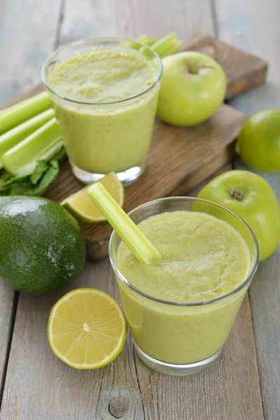 Grüner Smoothie — Stockfoto