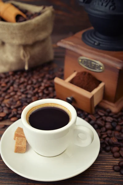 Tasse heißen Espresso — Stockfoto