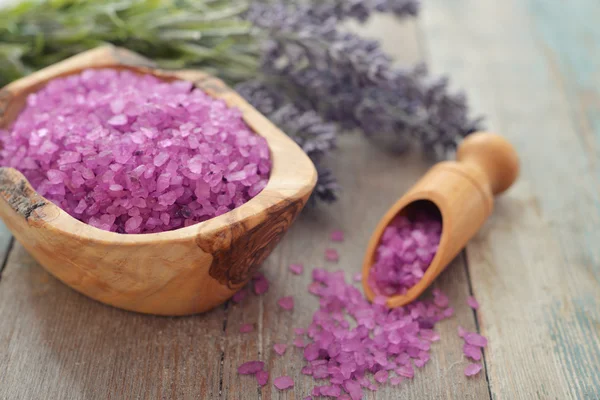 Lavanda con sal marina —  Fotos de Stock