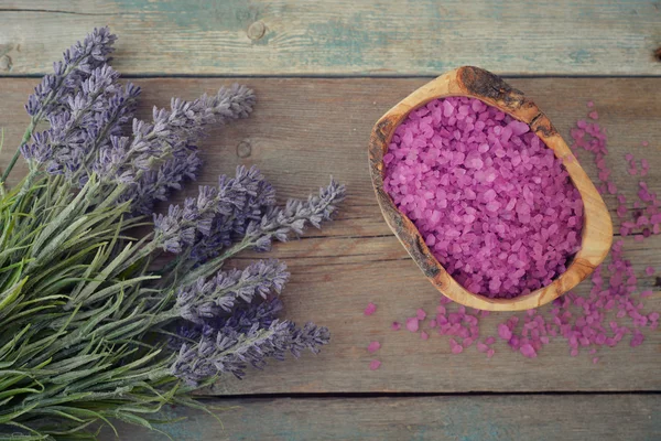 Lavanda con sal marina — Foto de Stock