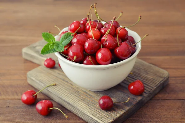 Sweet cherries — Stock Photo, Image