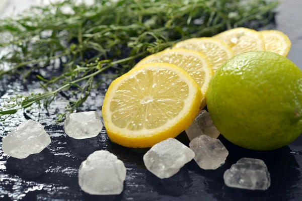 Tarhun limon, şeker ve limon ile — Stok fotoğraf
