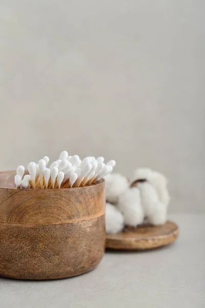 Brotes Algodón Bambú Caja Madera Con Flores Algodón Secas —  Fotos de Stock