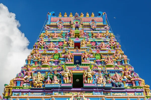 Facade of a Hindu temple in Victoria, Seychelles — Stock Photo, Image