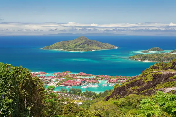 Veduta aerea dell'isola Eden, Mahe, Seychelles — Foto Stock