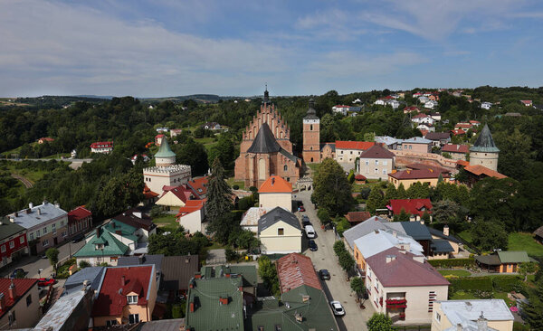 Biecz - a city in south-eastern Poland. The settlement was granted Magdeburg rights in 1257. Due to its rich history, it is often called "the pearl of Podkarpacie" or "little Krakow".Panorama of the small town of Biecz