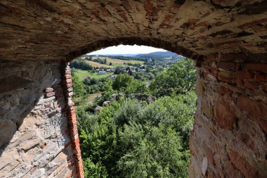 Monastery of the Discalced Carmelites in Zagrze - monumental ruins of the 18th centuryThe Discalced Carmelite Monastery in Zagrze One of the few preserved fortified monasteries in Poland and in the former Polish-Lithuanian Commonwealth.