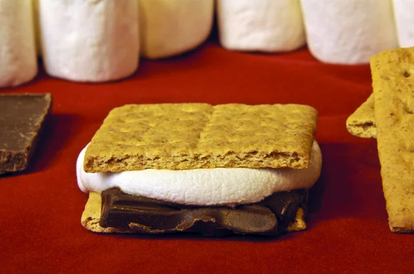 S'more