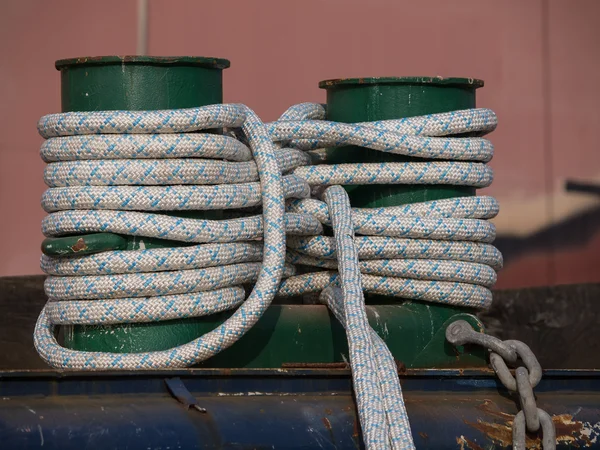 Cuerdas en el barco — Foto de Stock