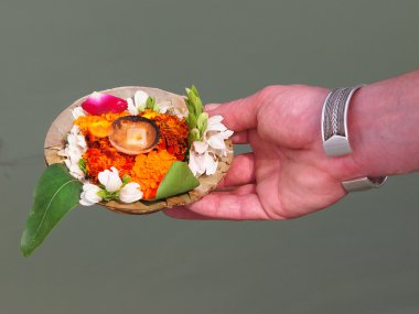 ganga üzerinde flovers