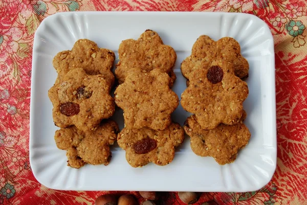 Cinnamon cookies with raisins — Stock Photo, Image