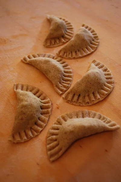 Preparare la pasta ai ravioli — Foto Stock