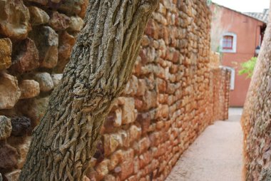 Roussillon Köyü, Fransa