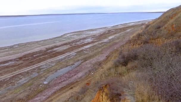 Wybrzeże Ujścia Rzeki Tiligul Podczas Suszenia Zbiornika Wodnego Algi Brzegu — Wideo stockowe