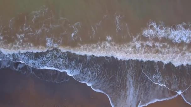 Een Drone Schot Witte Zee Golven Zwarte Zee Strand Buurt — Stockvideo