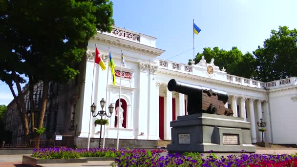 Odessa Ukrajina Června 2019 Velký Starý Kanón Pozadí Městské Rady — Stock video