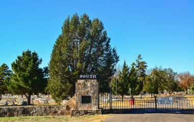 NEW MEXICO, ABD - 21 Kasım 2019: New Mexico, ABD 'deki eski mezarlık