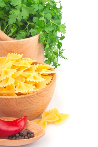 Pasta in bowl and vegetable — Stock Photo, Image