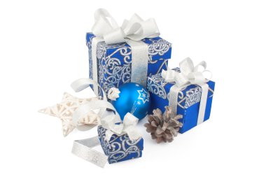 Noel aksesuarlar ve mavi koni