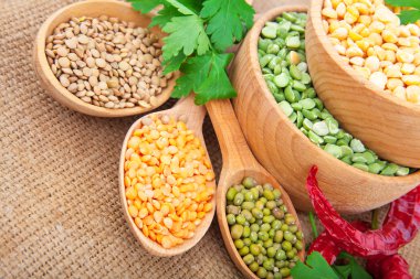 ahşap plaka mercimek fasulye