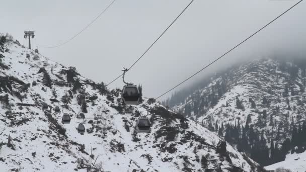 Pylon on the ski lift — Stock Video