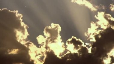 Güneş battıktan sonra fırtına