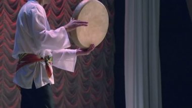 Orta Asya geleneksel davul