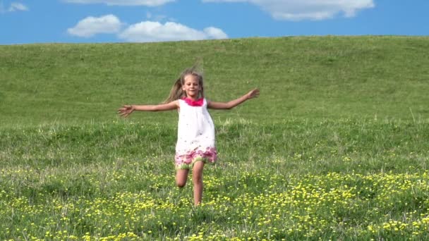 Girl Runs Across the Field — Stock Video