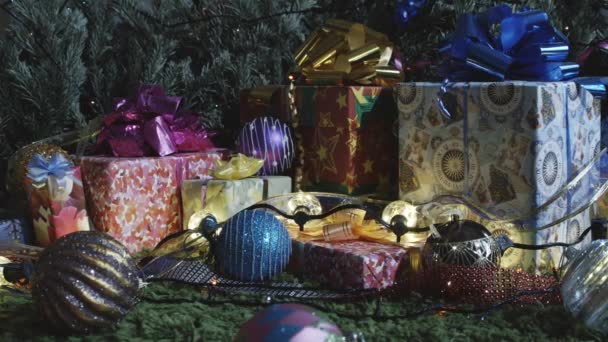 Rodzinne Tradycje Świąteczne Aparat Porusza Się Powoli Wzdłuż Różnych Pudełek — Wideo stockowe
