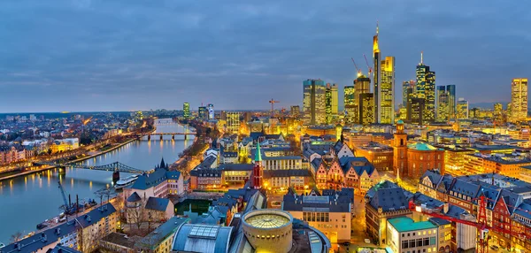 Frankfurt, gece — Stok fotoğraf