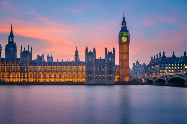Casas do Parlamento à noite, Londres — Fotografia de Stock
