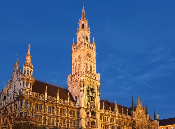 Мюнхен оновлена ратуша — стокове фото