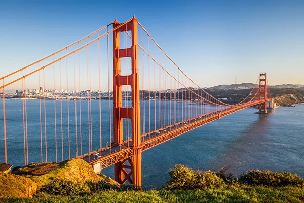 Ponte portão dourado — Fotografia de Stock