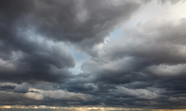 Natural background: stormy sky — Stock Photo, Image
