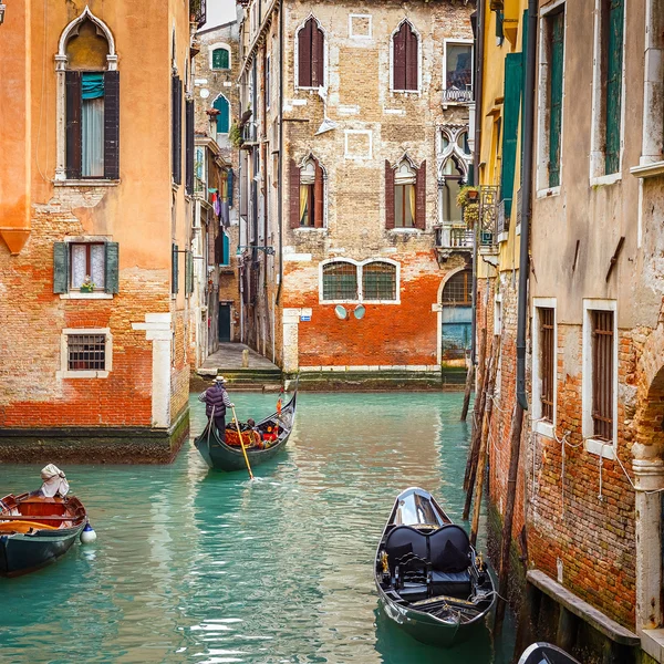 Canal en Venecia — Foto de Stock