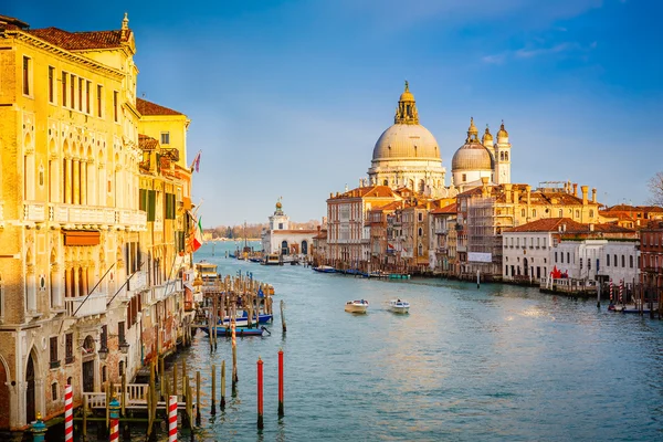 Veneza na noite ensolarada — Fotografia de Stock