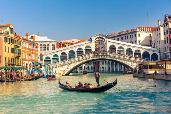 Rialtobron i Venedig Stockbild