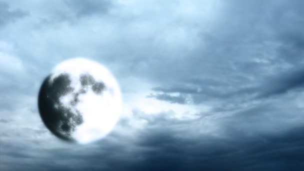 Full moon on cloudy sky — Stock Video