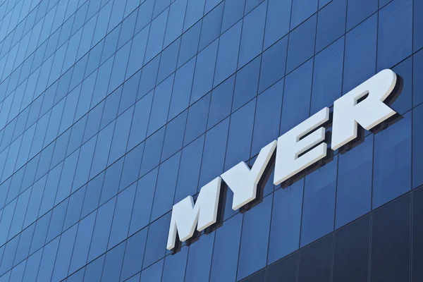 Logotipo Myer en pared — Foto de Stock
